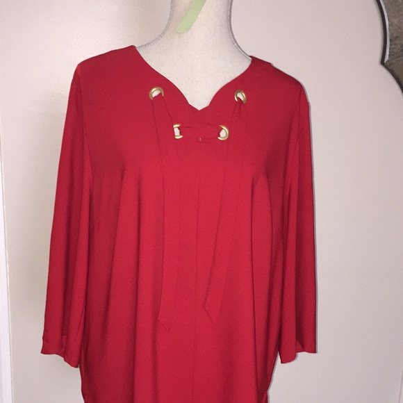 CHICO’S red with gold grommets & tie top - Picture 3 of 10